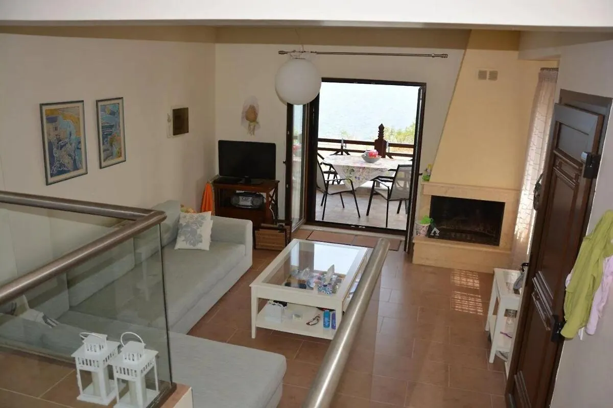 Dream House Villa Nea Roda 0*,